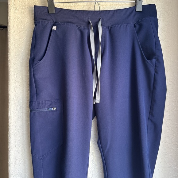 FIGS Zamora Womens Medium Petite Scrub Pants Navy Blue Jogger W18SW2005P - Picture 3 of 11